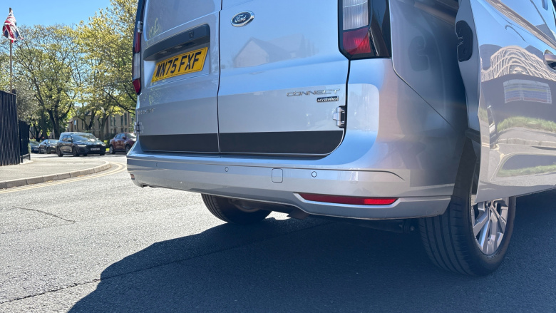 Ford Transit Connect 250 L2 Petrol 1.5 EcoBoost PHEV 150 Limited Van Auto